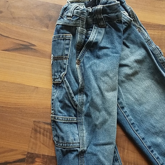 2t children's place utility Jean's. Light wash - Picture 2 of 4